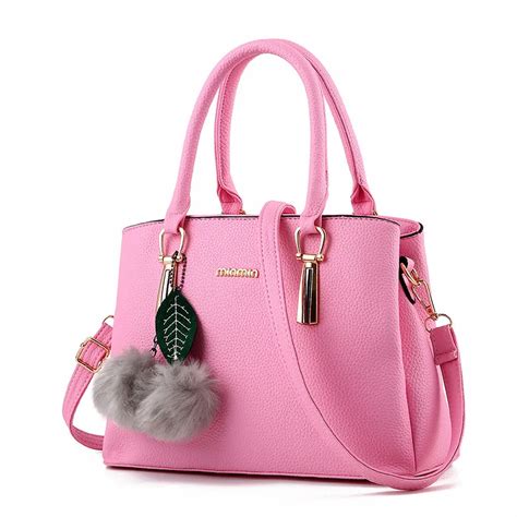 wholesale handbags in dubai